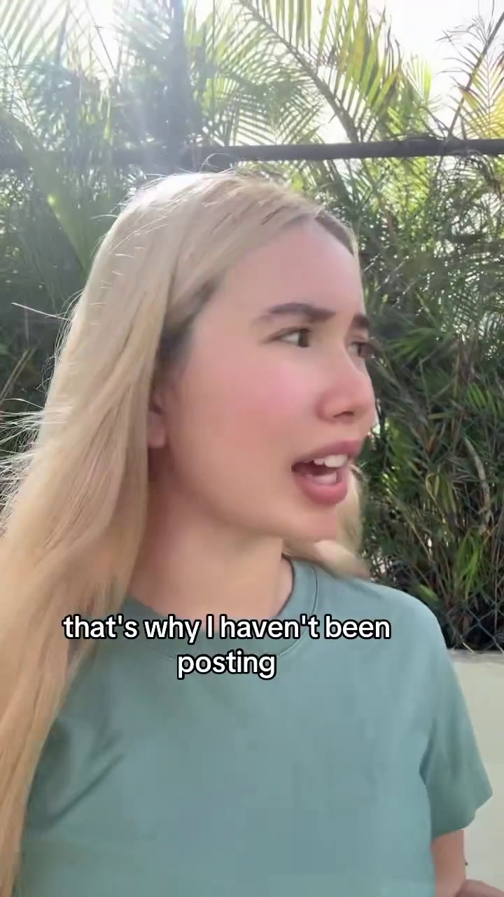 Lil Tay Youngest OnlyFans Millionaire Flaunts Cash (6)