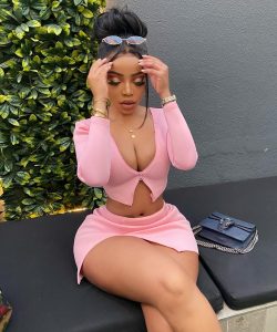 Curvaceous Faith Nketsi Cleavage & Bikini Pictures, Morphs Into Baby Doll – STUNNING HOT PICTURES
